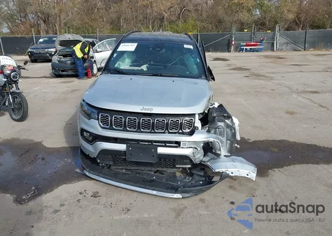 2025 Jeep Compass Limited 4X4 z USA, uszkodzony, nr VIN 3C4NJDCN6ST622514